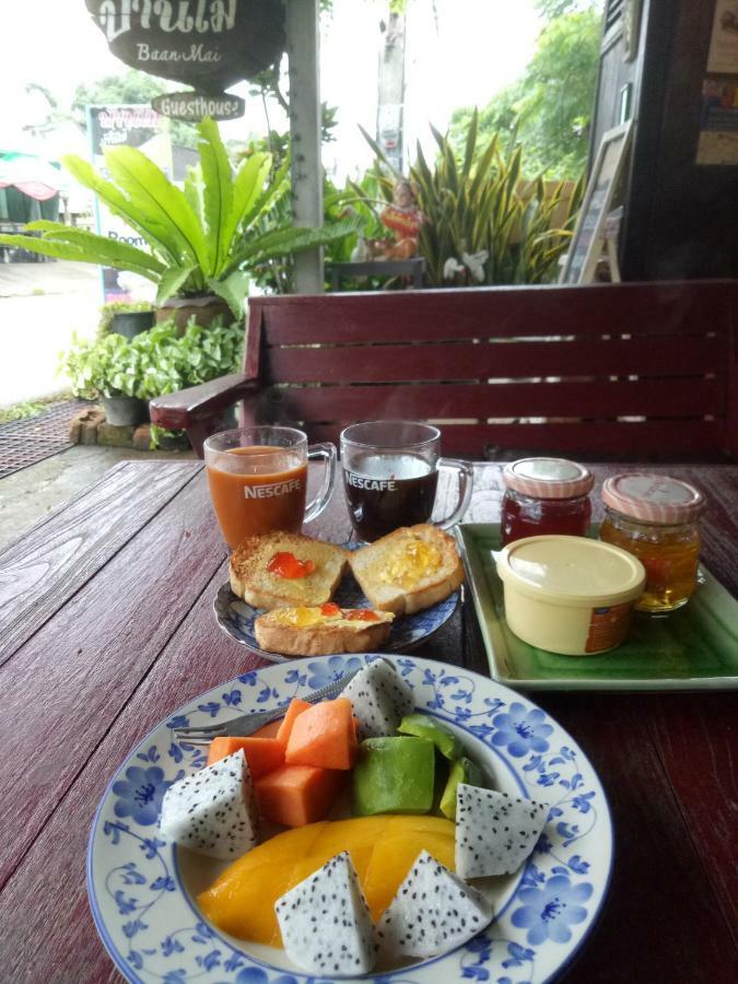 Baan Mai Guesthouse Mae Hong Son Luaran gambar